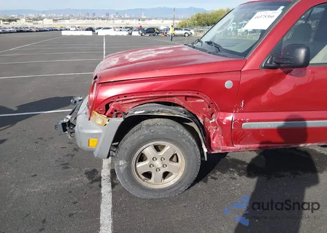 2005 Jeep Liberty Sport z USA, uszkodzony, nr VIN 1J4GL48555W656125